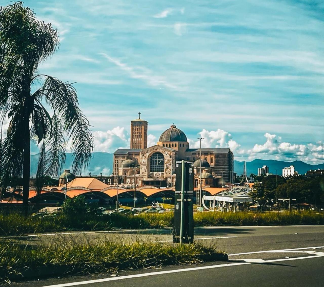ホテル Ibis Guaratingueta Aparecida - Circuito Da Fe エクステリア 写真